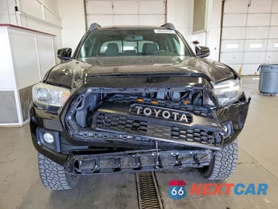 Piąte zdjęcie samochodu w środku: 2016 TOYOTA TACOMA TRD OFF-ROAD VIN:5TFCZ5AN3GX011232 - miniatura