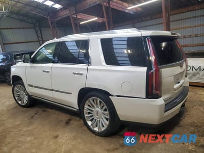 Drugie zdjęcie samochodu z przodu: 2018 CADILLAC ESCALADE VIN:1GYS4DKJ8JR128598 - miniatura