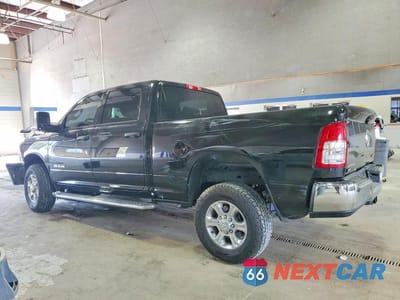 Drugie zdjęcie samochodu z przodu: 2024 RAM 2500 BIG HORN VIN:3C6UR5DJ6RG101244 - miniatura