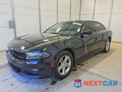 2019 DODGE CHARGER SXT 2C3CDXBG9KH714202 - główne zdjęcie licytacji z USA - miniatura