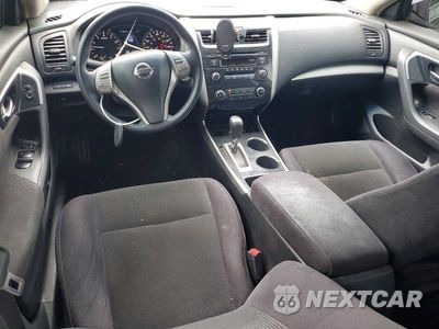 Zdjęcie 8 z 12 samochodu: 2013 NISSAN ALTIMA 2.5 VIN:1N4AL3AP1DC211260 - miniatura