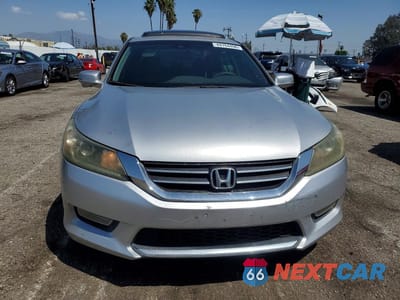 Piąte zdjęcie samochodu w środku: 2013 HONDA ACCORD EXL VIN:1HGCR2F89DA065748 - miniatura