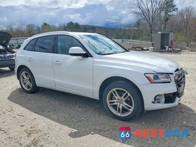 Czwarte zdjęcie samochodu z boku: 2016 AUDI Q5 PREMIUM PLUS VIN:WA1L2AFPXGA092802 - miniatura