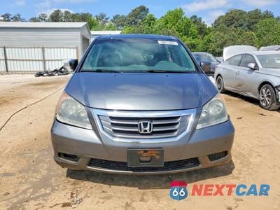 Piąte zdjęcie samochodu w środku: 2010 HONDA ODYSSEY EXL VIN:5FNRL3H73AB018769 - miniatura