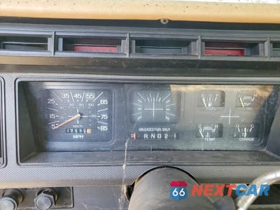 Zdjęcie 9 z 12 samochodu: 1985 FORD F150 VIN:1FTDF15Y4FNA40999 - miniatura
