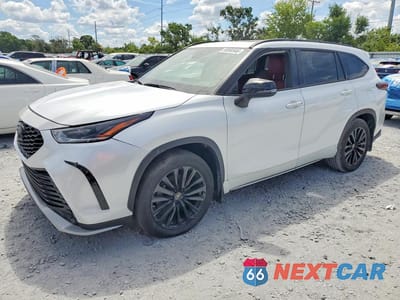 2024 TOYOTA HIGHLANDER XSE 5TDKDRAH0RS538701 - główne zdjęcie licytacji z USA - miniatura