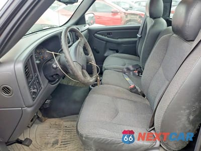 Zdjęcie 7 z 12 samochodu: 2003 GMC NEW SIERRA C1500 VIN:1GTEC14X13Z352319 - miniatura