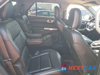 Zdjęcie 11 z 13 samochodu: 2021 FORD EXPLORER XLT VIN:1FMSK8DH7MGA03777 - miniatura