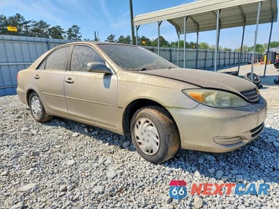 Czwarte zdjęcie samochodu z boku: 2002 TOYOTA CAMRY LE VIN:4T1BE32K32U035939 - miniatura