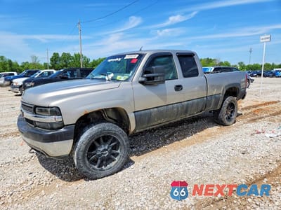 2002 CHEVROLET SILVERADO K2500 HEAVY DUTY 1GCHK29U62E223518 - główne zdjęcie licytacji z USA - miniatura