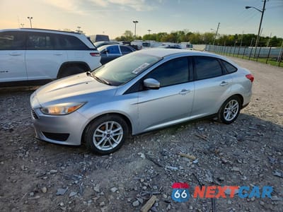 2017 FORD FOCUS SE 1FADP3FE1HL322745 - główne zdjęcie licytacji z USA - miniatura