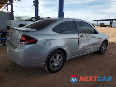 Trzecie zdjęcie samochodu z tyłu: 2009 FORD FOCUS SE VIN:1FAHP32N19W162812 - miniatura