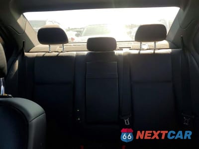 Zdjęcie 10 z 13 samochodu: 2013 MERCEDES-BENZ C 250 VIN:WDDGF4HB3DA769298 - miniatura