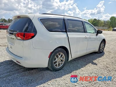 Trzecie zdjęcie samochodu z tyłu: 2020 CHRYSLER VOYAGER LXI VIN:2C4RC1DG7LR156669 - miniatura