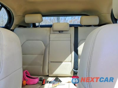 Zdjęcie 10 z 14 samochodu: 2018 MERCEDES-BENZ GLA 250 VIN:WDCTG4EB7JJ380034 - miniatura