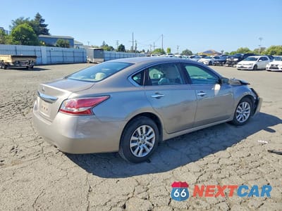 Trzecie zdjęcie samochodu z tyłu: 2015 NISSAN ALTIMA 2.5 VIN:1N4AL3AP6FC596009 - miniatura