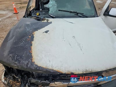 Zdjęcie 11 z 12 samochodu: 2000 CHEVROLET SILVERADO K1500 VIN:1GCEK19TXYE215497 - miniatura