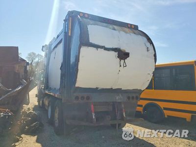 Trzecie zdjęcie samochodu z tyłu: 2012 AUTOCAR XPEDITOR REFUSE TRUCK VIN:5VCACLLE0CH213558 - miniatura