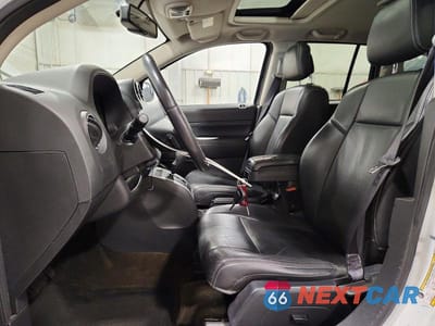 Zdjęcie 7 z 11 samochodu: 2017 JEEP COMPASS LATITUDE VIN:1C4NJCEA4HD118059 - miniatura