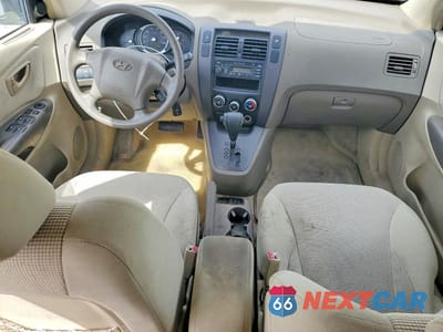 Zdjęcie 8 z 13 samochodu: 2008 HYUNDAI TUCSON GLS VIN:KM8JM12B68U734610 - miniatura