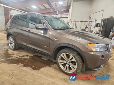Czwarte zdjęcie samochodu z boku: 2014 BMW X3 XDRIVE35I VIN:5UXWX7C57E0E75028 - miniatura