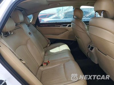 Zdjęcie 10 z 12 samochodu: 2015 HYUNDAI GENESIS VIN:KMHGN4JE4FU017706 - miniatura