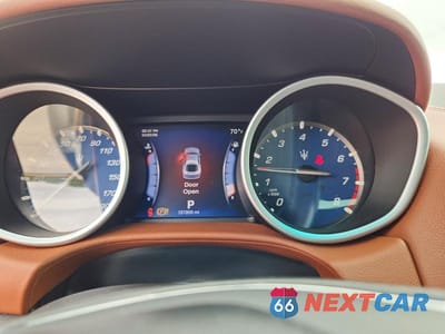 Zdjęcie 9 z 12 samochodu: 2014 MASERATI GHIBLI S VIN:ZAM57RTA3E1113173 - miniatura