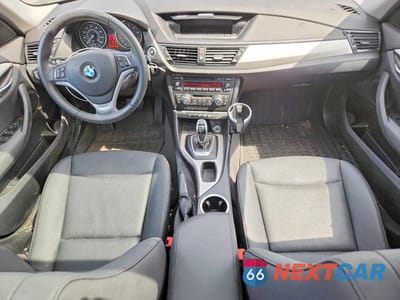 Zdjęcie 8 z 12 samochodu: 2015 BMW X1 XDRIVE28I VIN:WBAVL1C50FVY37186 - miniatura