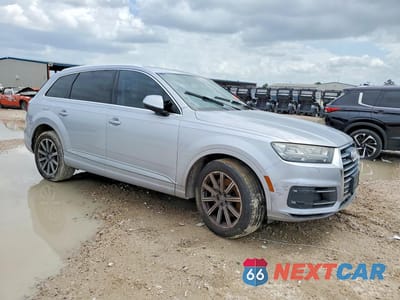 Czwarte zdjęcie samochodu z boku: 2017 AUDI Q7 PRESTIGE VIN:WA1VAAF71HD001105 - miniatura