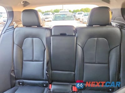 Zdjęcie 10 z 13 samochodu: 2019 VOLVO XC40 T5 MOMENTUM VIN:YV4162UK6K2054613 - miniatura