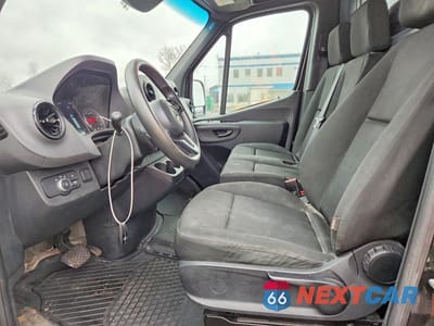 Zdjęcie 7 z 13 samochodu: 2022 MERCEDES BENZ SPRINTER 2500 VIN:W1Y4ECHY8NP434269 - miniatura
