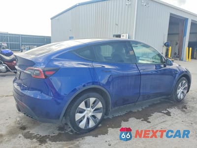 Trzecie zdjęcie samochodu z tyłu: 2024 TESLA MODEL Y VIN:7SAYGDEE8RA233844 - miniatura