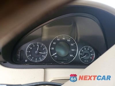 Zdjęcie 9 z 12 samochodu: 2008 MERCEDES-BENZ CLK 350 VIN:WDBTJ56H08F248938 - miniatura