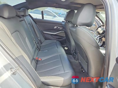 Zdjęcie 10 z 12 samochodu: 2019 BMW 330I VIN:WBA5R1C58KFH14077 - miniatura