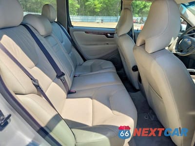 Zdjęcie 10 z 12 samochodu: 2005 VOLVO V70 FWD VIN:YV1SW592252512955 - miniatura