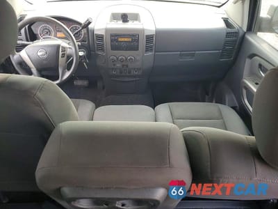 Zdjęcie 8 z 13 samochodu: 2015 NISSAN TITAN S VIN:1N6BA0EK3FN510304 - miniatura