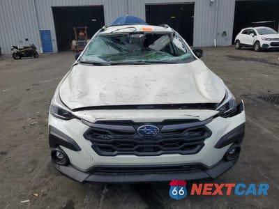 Piąte zdjęcie samochodu w środku: 2025 SUBARU CROSSTREK LIMITED VIN:4S4GUHL61S3740008 - miniatura