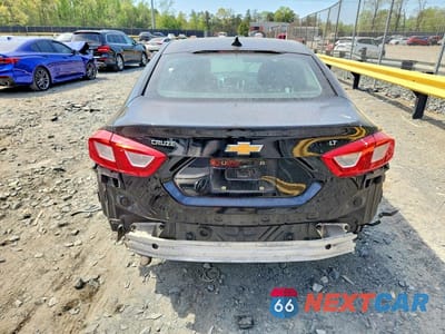 Zdjęcie 6 z 12 samochodu: 2017 CHEVROLET CRUZE LT VIN:1G1BE5SM8H7106070 - miniatura
