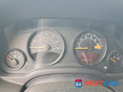 Zdjęcie 9 z 12 samochodu: 2016 JEEP PATRIOT LATITUDE VIN:1C4NJPFA7GD633206 - miniatura