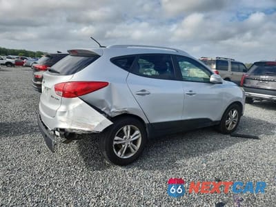 Trzecie zdjęcie samochodu z tyłu: 2013 HYUNDAI TUCSON GLS VIN:KM8JU3AC9DU637708 - miniatura