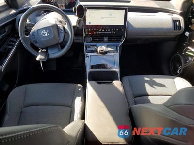 Zdjęcie 8 z 14 samochodu: 2025 TOYOTA BZ4X XLE VIN:JTMAAAAA3SA073309 - miniatura