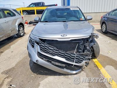 Piąte zdjęcie samochodu w środku: 2021 KIA SELTOS LX VIN:KNDEPCAA6M7100420 - miniatura