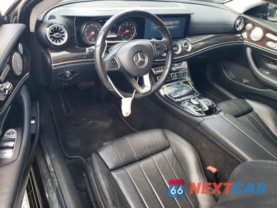 Zdjęcie 8 z 12 samochodu: 2018 MERCEDES-BENZ E 400 4MATIC VIN:WDD1J6GB8JF050385 - miniatura