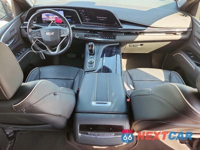 Zdjęcie 8 z 14 samochodu: 2023 CADILLAC ESCALADE SPORT VIN:1GYS4FKLXPR131637 - miniatura