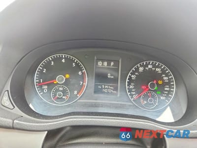Zdjęcie 9 z 12 samochodu: 2014 VOLKSWAGEN PASSAT S VIN:1VWAT7A31EC072308 - miniatura
