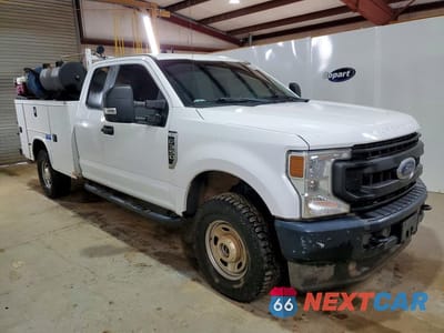 Czwarte zdjęcie samochodu z boku: 2020 FORD F350 SUPER DUTY UTILITY / SERVICE TRUCK VIN:1FD8X3B63LED40716 - miniatura