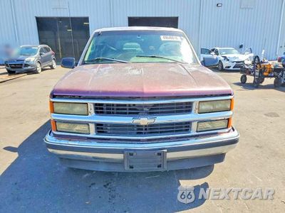 Piąte zdjęcie samochodu w środku: 1996 CHEVROLET SUBURBAN C1500 VIN:1GNEC16R7TJ348781 - miniatura