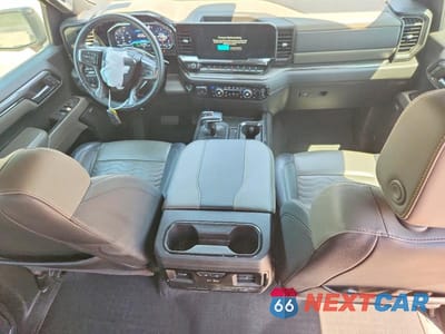 Zdjęcie 8 z 12 samochodu: 2024 CHEVROLET SILVERADO K1500 ZR2 VIN:3GCUDHE80RG163582 - miniatura