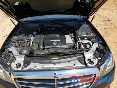 Zdjęcie 11 z 12 samochodu: 2018 MERCEDES-BENZ E 300 4MATIC VIN:WDDZF4KB1JA355997 - miniatura