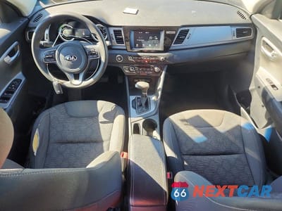 Zdjęcie 8 z 13 samochodu: 2017 KIA NIRO LX VIN:KNDCB3LC7H5064744 - miniatura